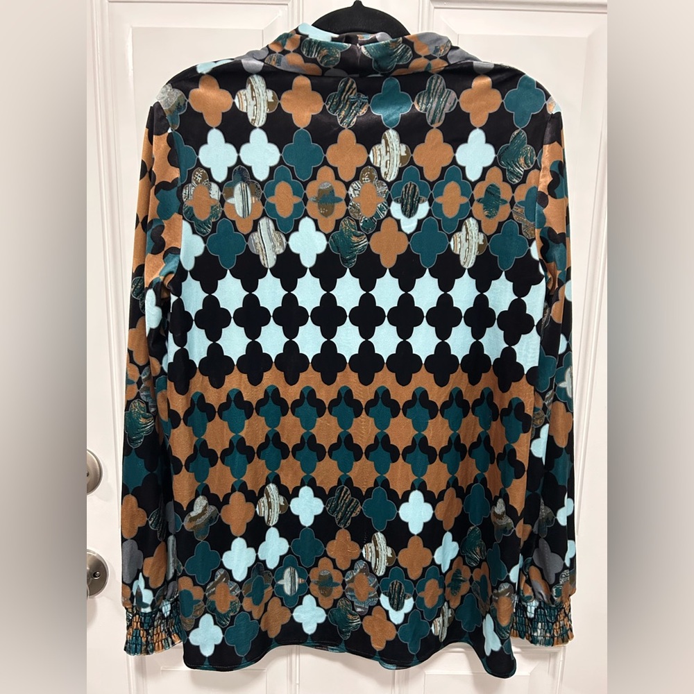 Tyler Boe Multicolor Patterned Top - Picture 2 of 7
